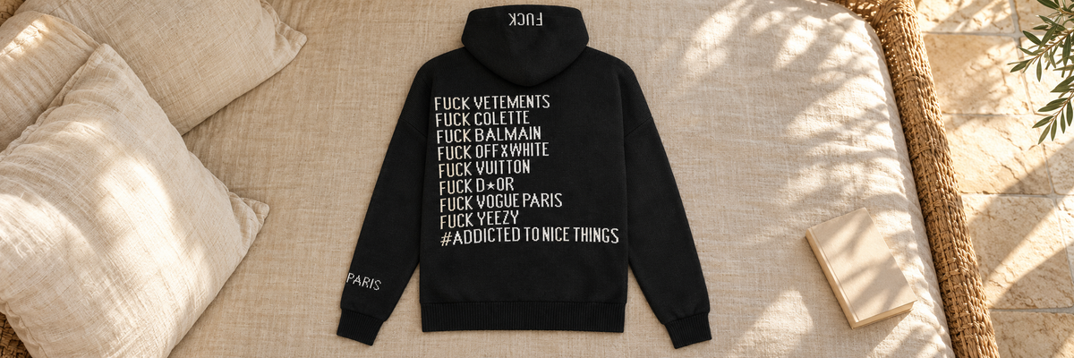 PULL NOIR FUCK ASPECT CACHEMIRE dans une ambiance lifestyle ATNT PARIS