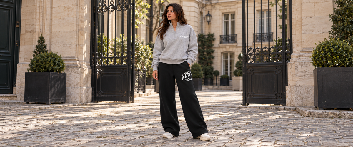 Sweat Col Trucker Grey – Essentials avec jogging wide leg noir — tenue à Paris