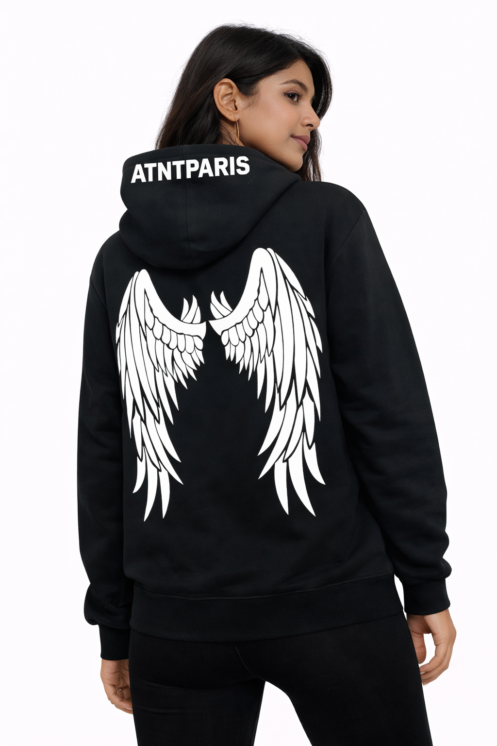 Sweat à capuche noir Dark Angel ATNT PARIS, porté, vue de dos.