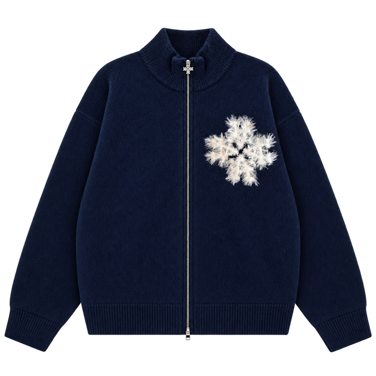 Sweat zippé en maille fluffy monogramme signature bleu marine ATNT PARIS, vue de face.
