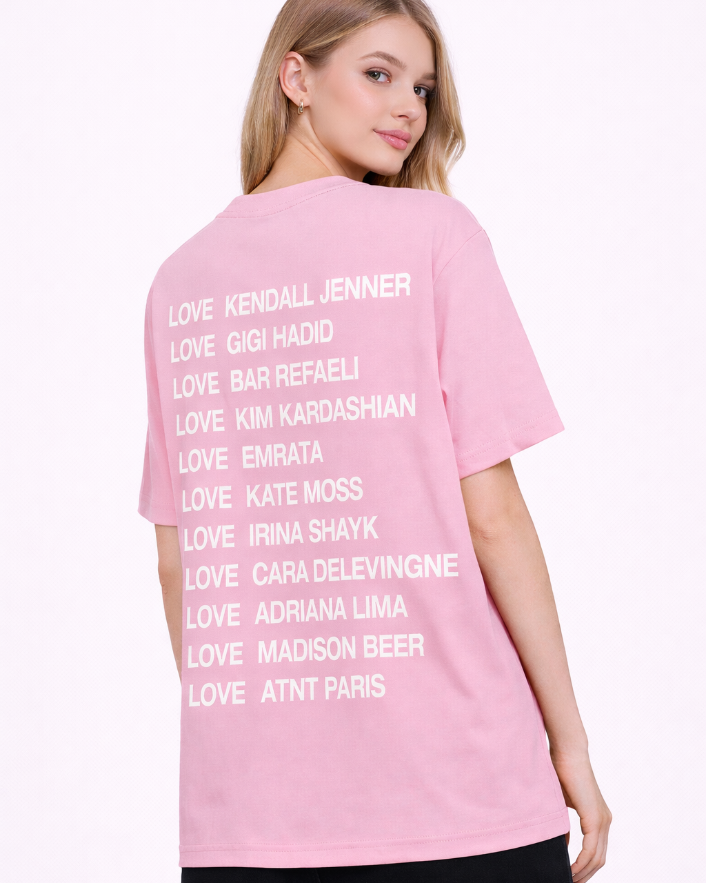 T-shirt unisexe rose clair love ATNT PARIS, porté, vue de dos.
