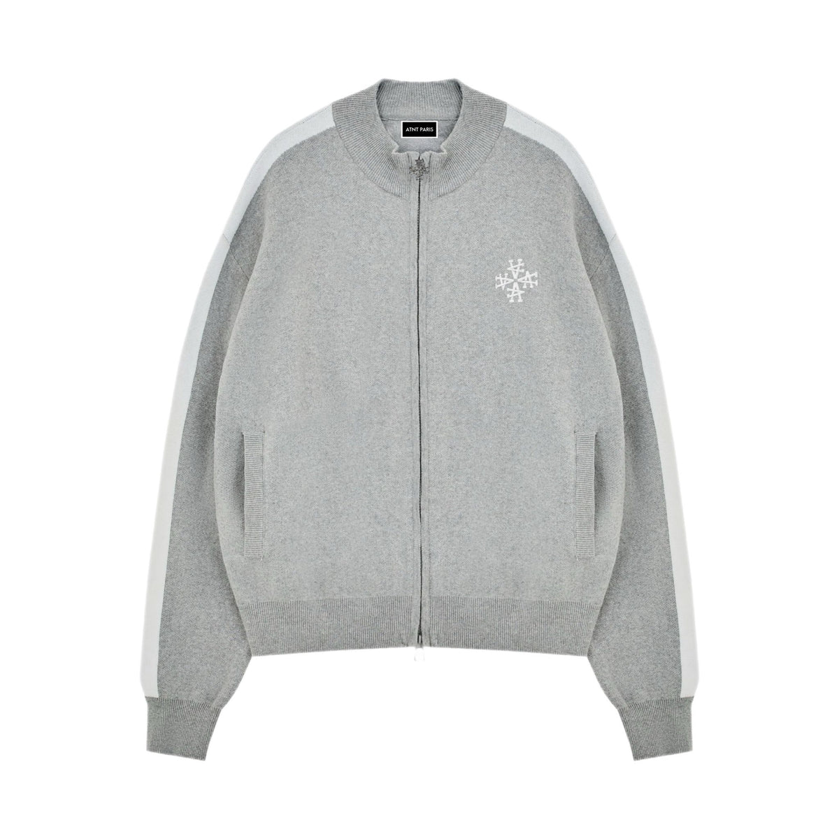 Veste knitted gris signature rayures latérales ATNT PARIS, vue de face.